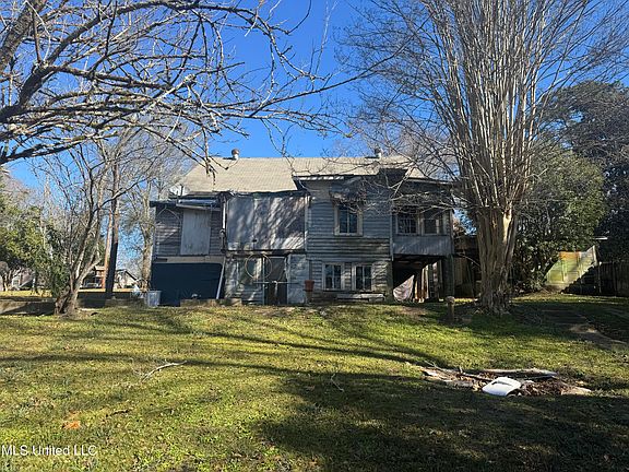 3rd image of 1032 9th St
