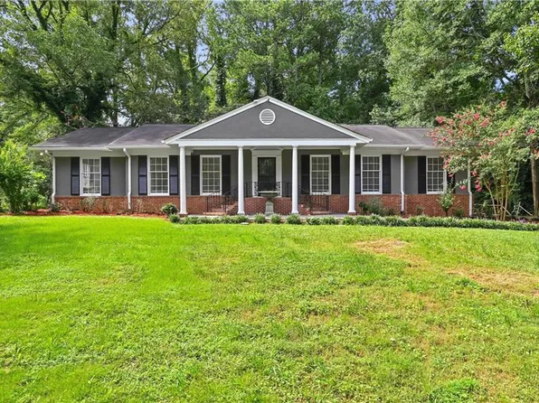 2698 Collier Dr NW, Atlanta, GA 30318