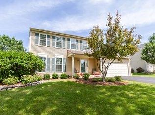 1247 Yorkshire Ln, Barrington, IL 60010