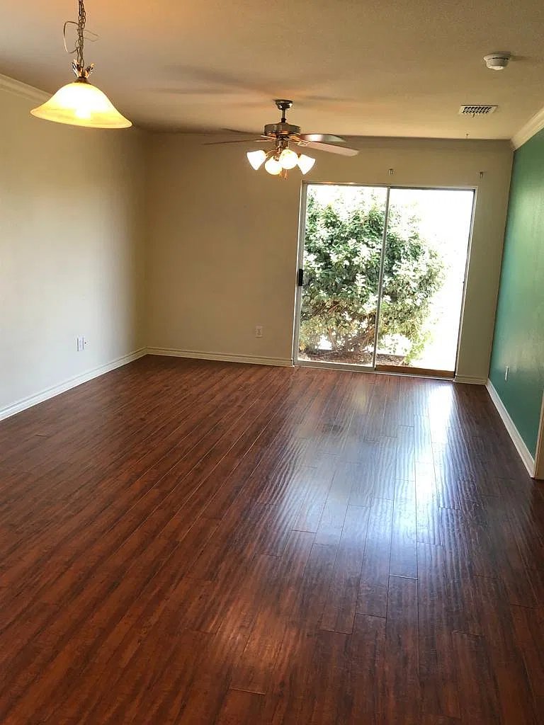 3 bed, 1400 sqft, $2,100 — Photo 4