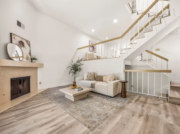 1931 Huntington Dr Unit F, Duarte, CA 91010