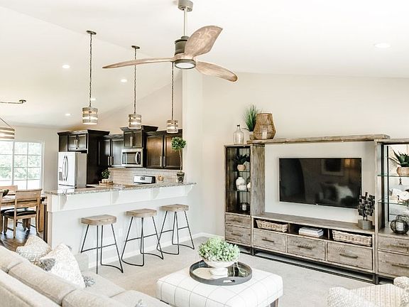 3rd image of LOT 8 Saint Clair Cir