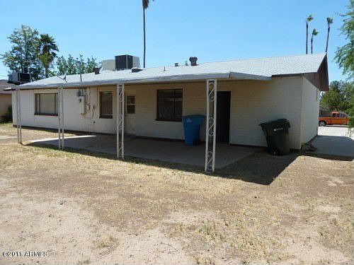 5th image of 8908 W Glenrosa Ave