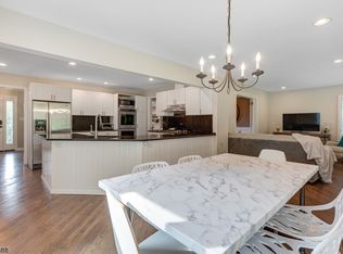 18 Runnymede Rd, Chatham, NJ 07928