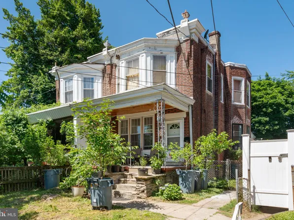 326 S 6th St, Darby, PA 19023