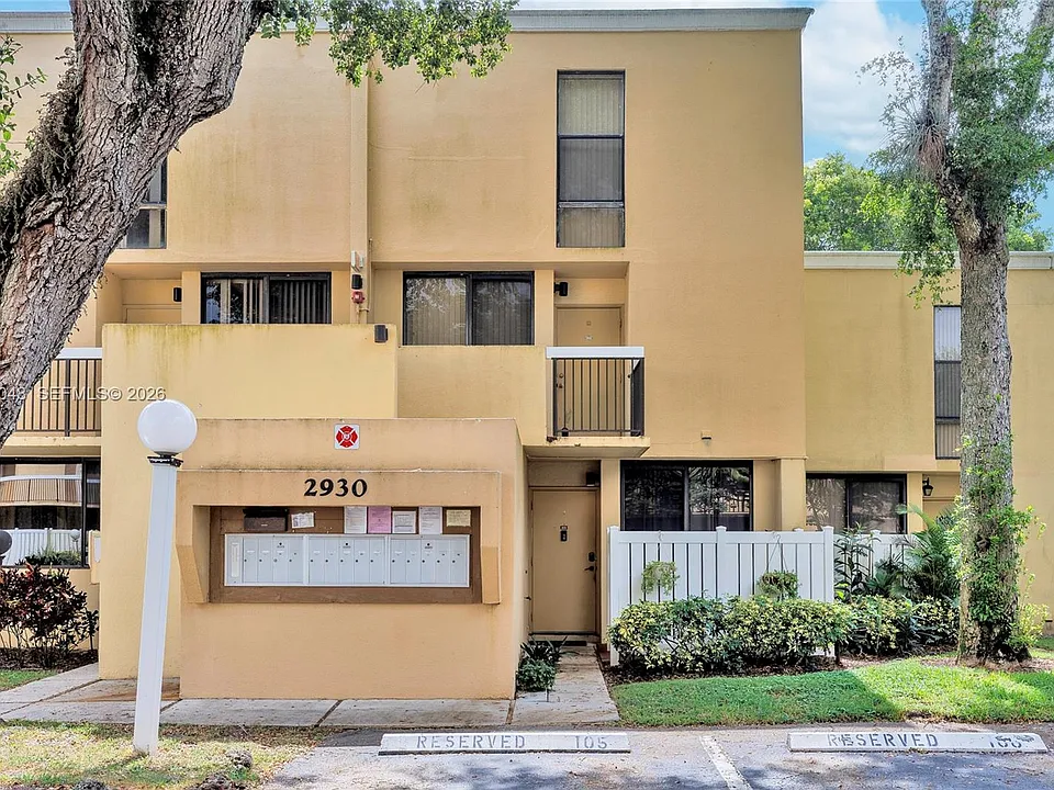 2930 SW 87th Ter #1814