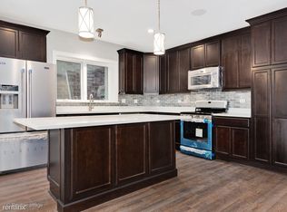1536 N Mohawk St, Chicago, IL 60610