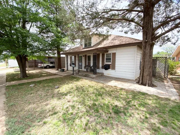 507 5th St, Abernathy, TX 79311