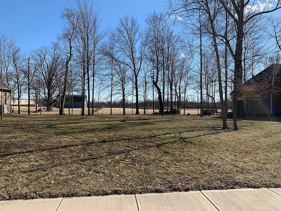 2nd image of 8841 Stonebriar Dr