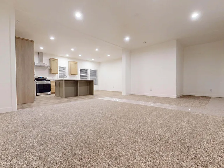 780 W 1125 N #114 — Photo 14
