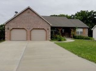 216 Summerbrooke Ln, Branson, MO 65616