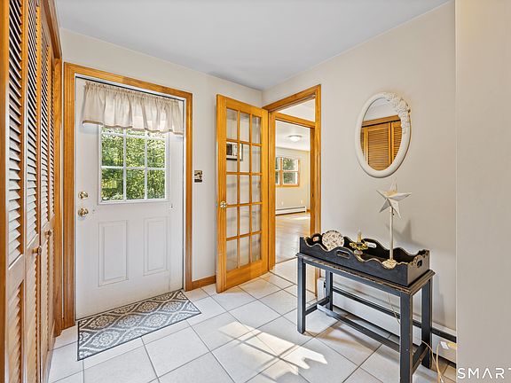3rd image of 7 Stephens Ct