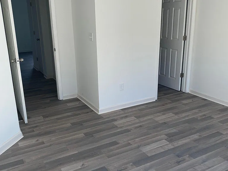 224 Shenandoah Dr — Photo 3