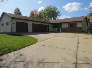 201 Wacker Dr, Glencoe, MN 55336