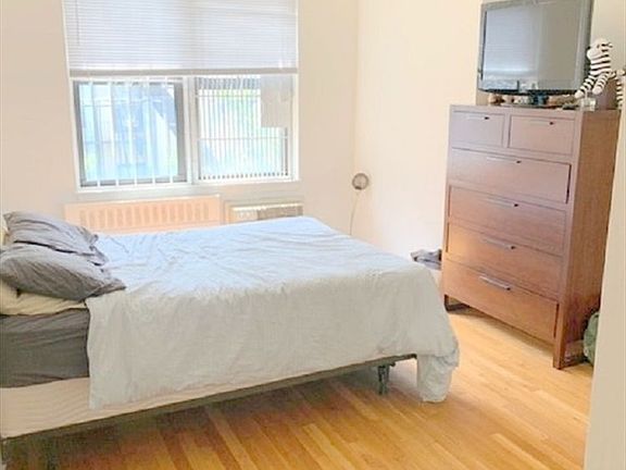 2nd image of 416 E 85th St APT 4A