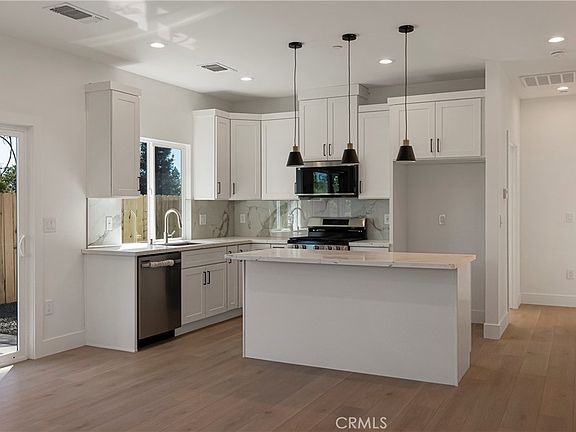 4th image of 3943 Neal Rd