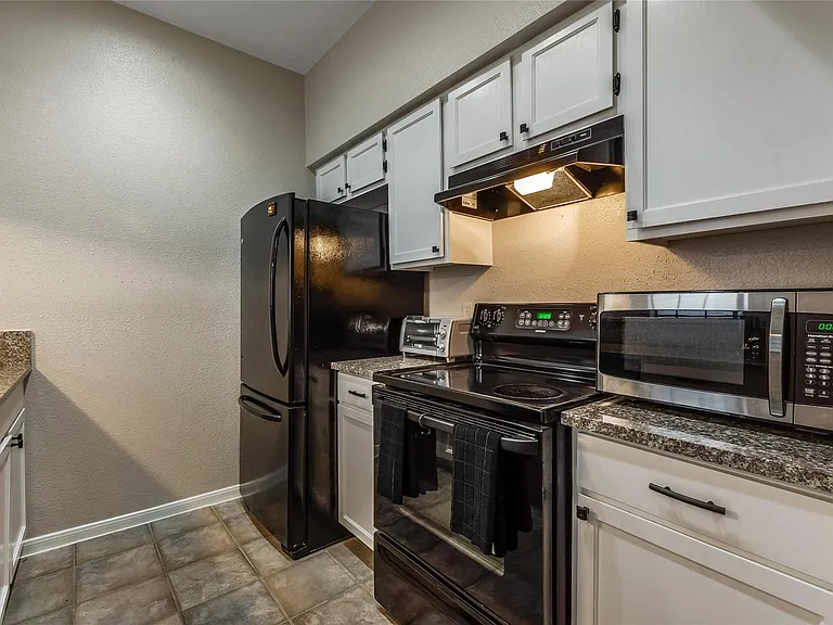 8055 Cambridge St #43 — Photo 6