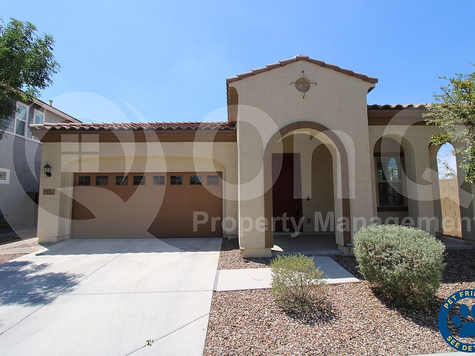 1st image of 215 E Honeysuckle Pl