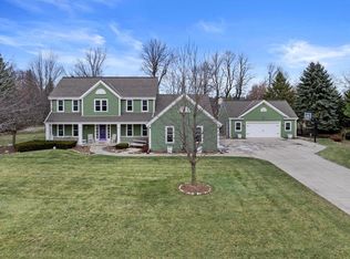 3350 Rock Ridge Rd, West Bend, WI 53095