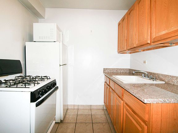 4th image of 30-44 29th St #3F