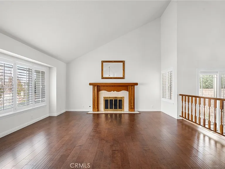11861 Darby Ave — Photo 10