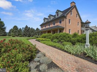 60 Southside Dr, Newville, PA 17241