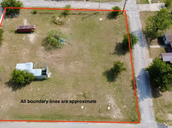 E Leslie St, Hamilton, TX 76531