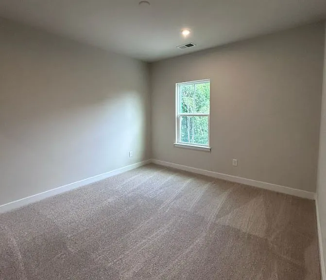 8020 Lake Laurel Ln #B — Photo 3