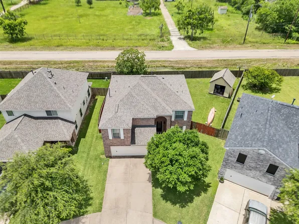 5302 Rio Ramos St, Rosharon, TX 77583