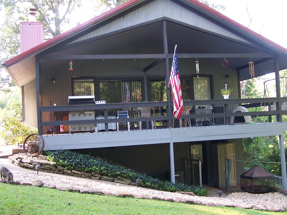 1st image of 2600 E Graham Dr