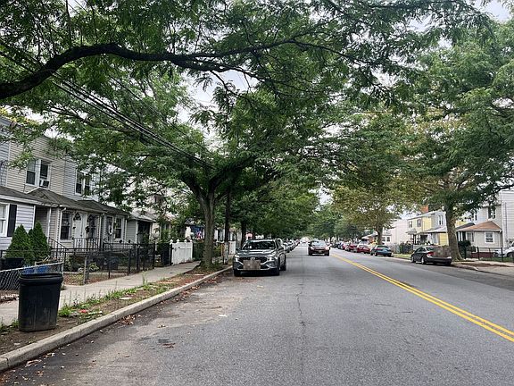 5th image of 15334 Foch Blvd