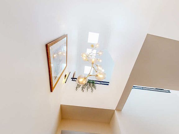 4th image of 1658 Camden Ave APT 308
