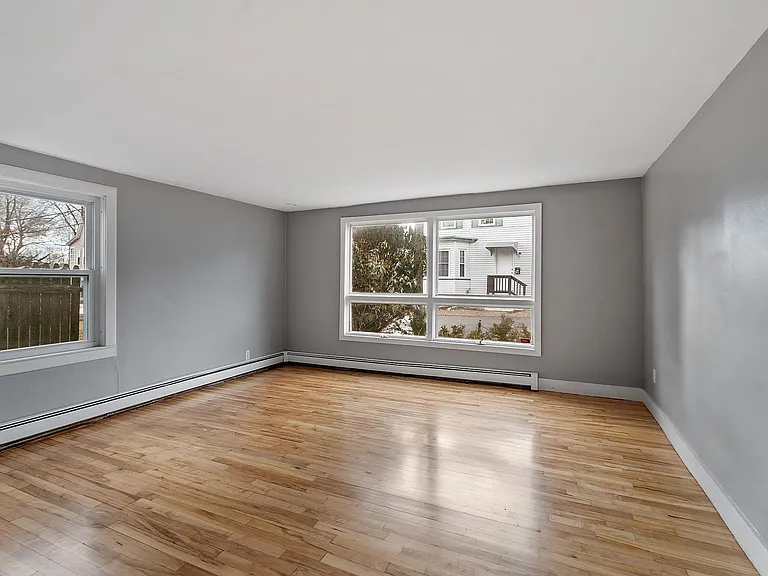 6 Cherry St #B — Photo 4