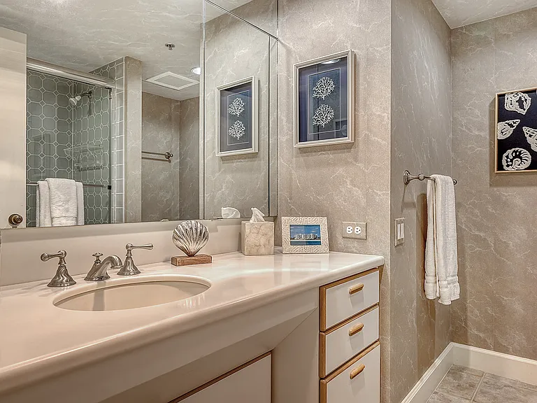 2109 Gulf Of Mexico Dr #1203 — Photo 21