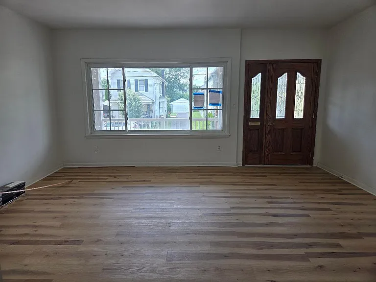 118 Regent St #118 — Photo 2
