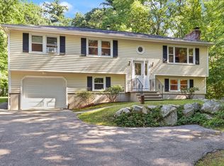 58 Roosevelt Rd, Wilmington, MA 01887