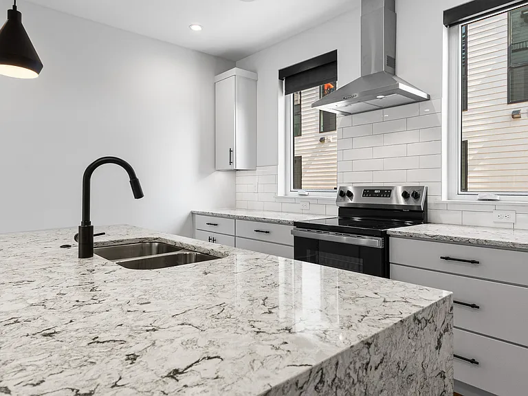 14 Lincoln Ave #4 — Photo 8