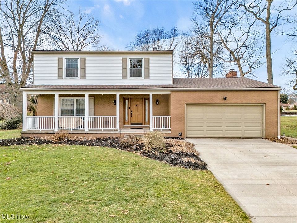 1st image of 2590 Belair Dr