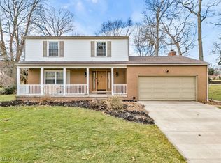 2590 Belair Dr, Akron, OH 44319