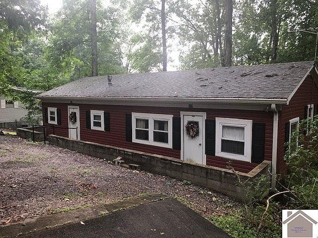 1st image of 600 Horseshoe Dr