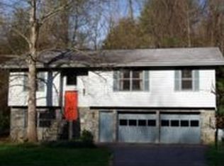 12 W Crabapple Ln, Asheville, NC 28804