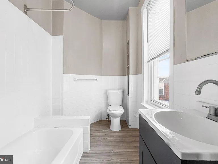 5510 Walnut St #2R — Photo 8