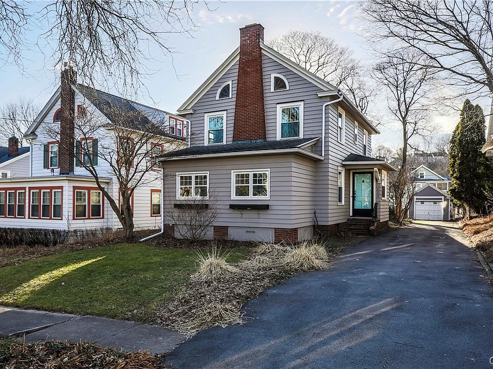 1st image of 112 Ramsey Ave