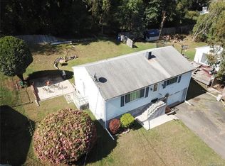 9 Strachan Pl, Garnerville, NY 10923