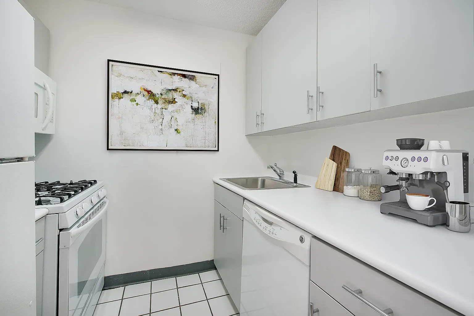429 East 52nd Street — Photo 3