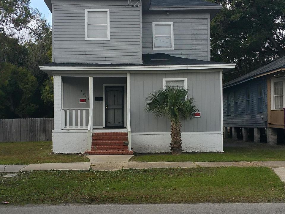 1st image of 2044 N Davis St