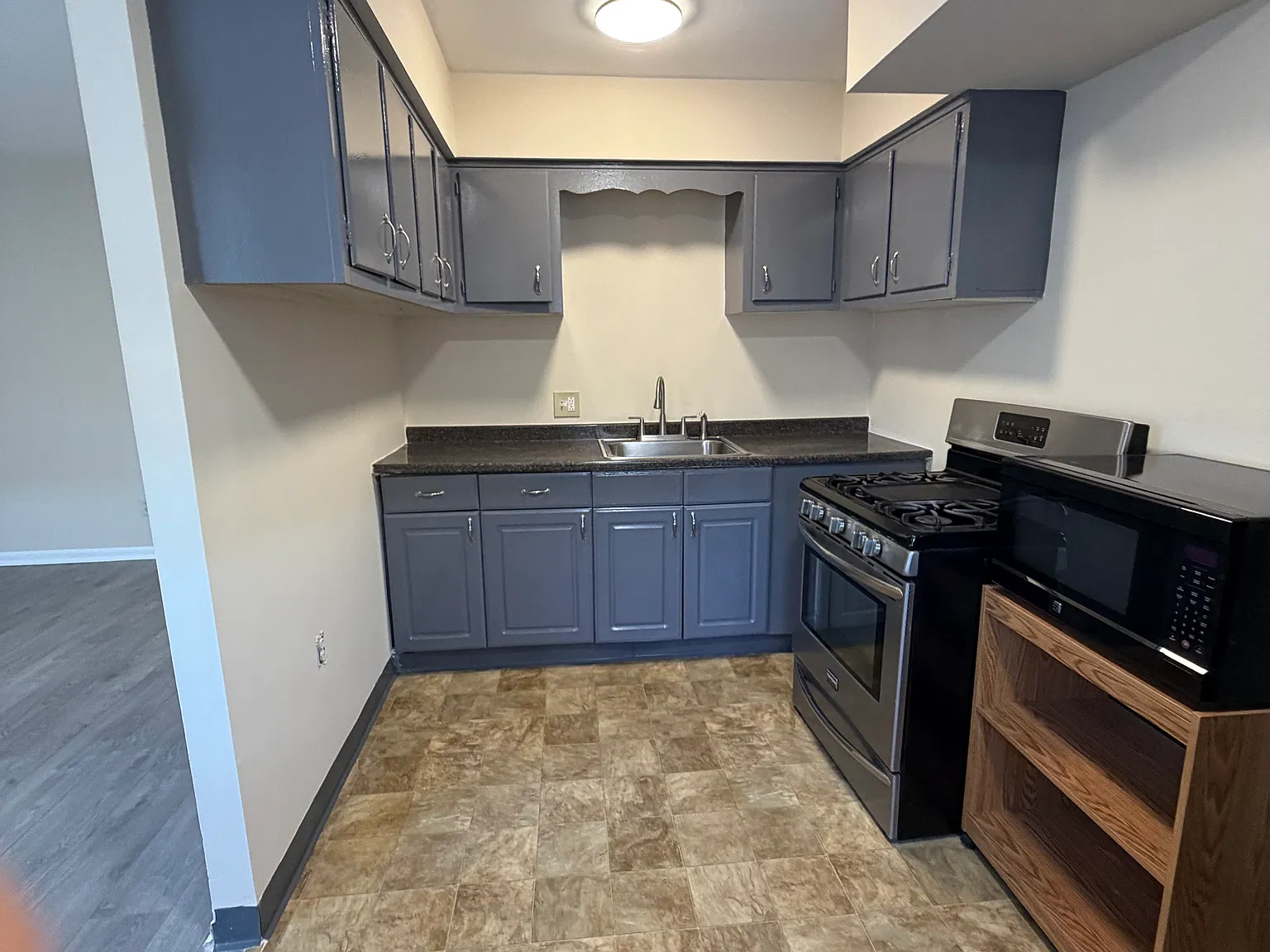 1 bed, 650 sqft, $1,245 — Photo 2