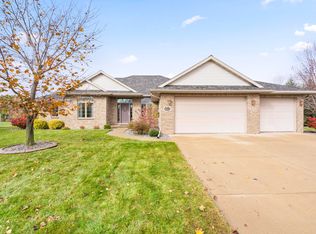 4511 Skyway Ct, Appleton, WI 54915