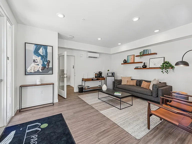 Pacific Ridge Apartments — Photo 43