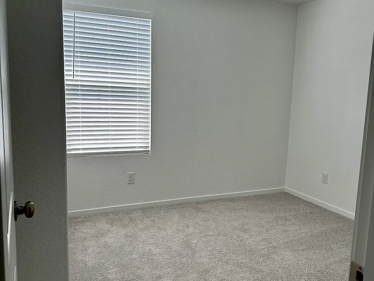 1533 Hummock Steep — Photo 8